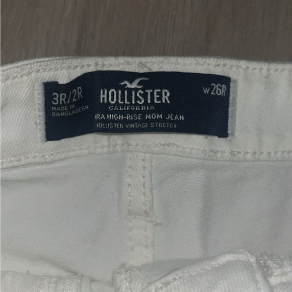 Ultra high rise mom jeans - Picture 2 of 3